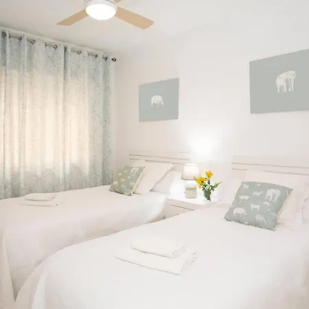 Lujo Frente Al Puerto Appartement *